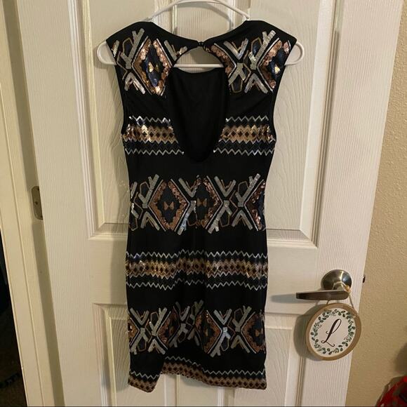 As U Wish Metallic Sequin Open Back Dress Women's Size Medium Black Sleeveless - Picture 8 of 8